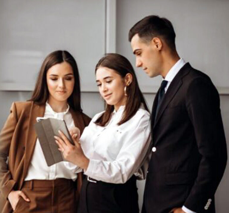 xr:d:DAFJHuj8C50:10996,j:8284775673470169526,t:23092620